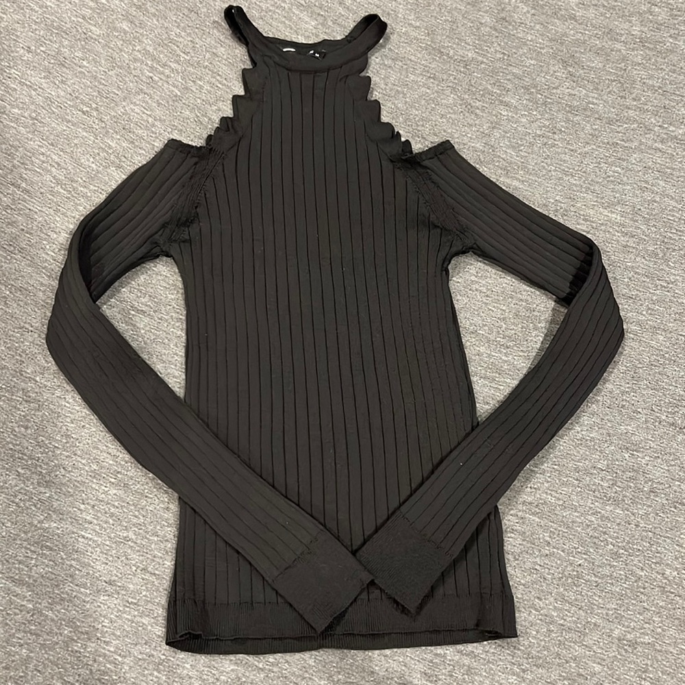 Open should long sleeves